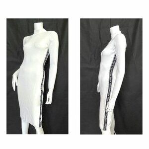 Michael Kors Ribbed Form Fitting Dress Sz S White Navy Blue